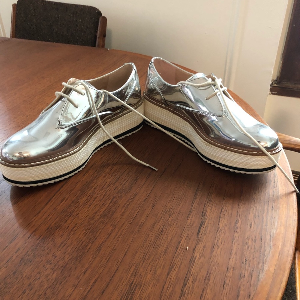 Silver platform oxfords from Zara